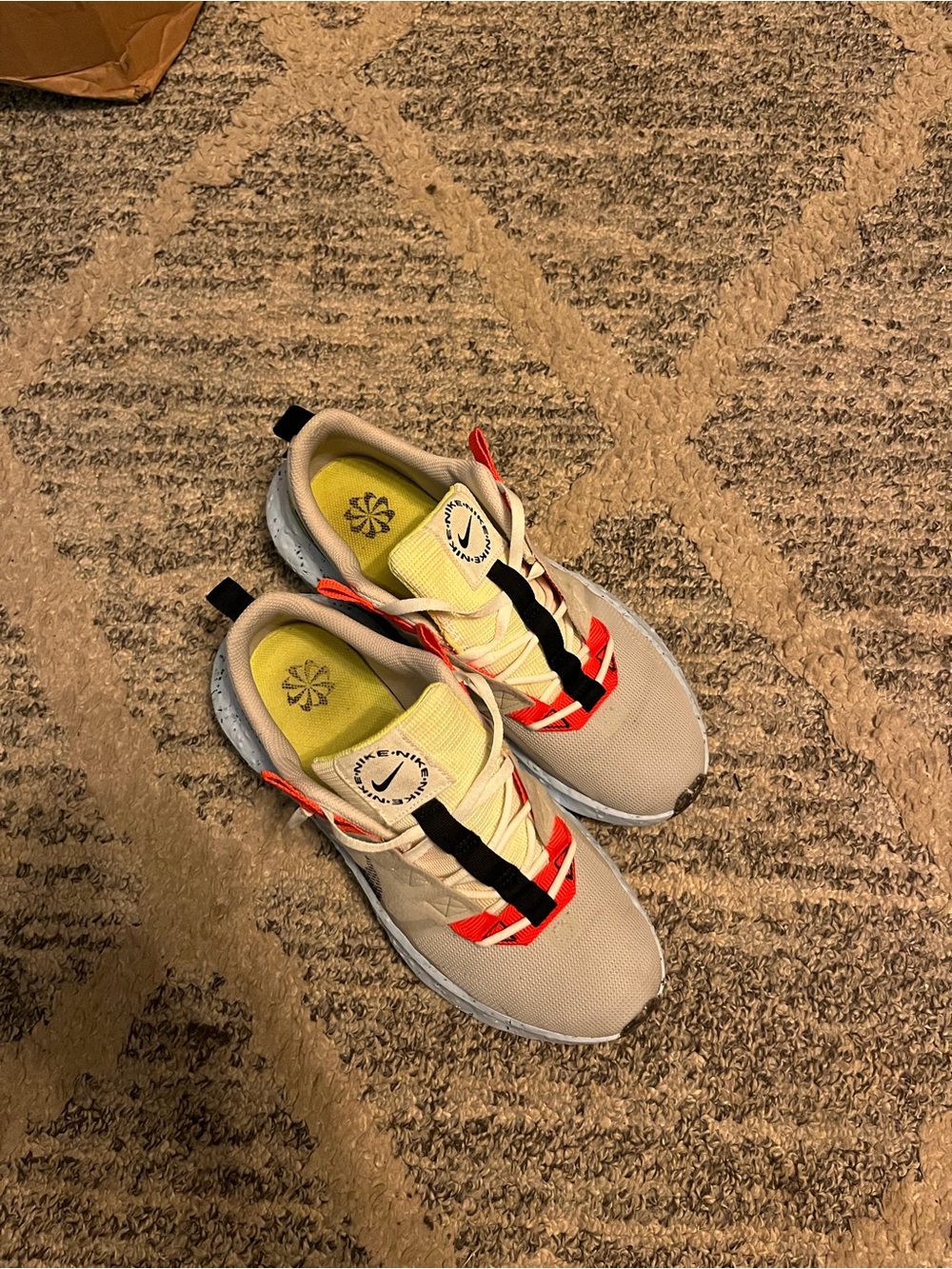 Nike mens Sneakers Beige with Red and Black Accents